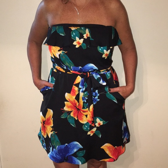 White House Black Market Floral Strapless Dress - Picture 1 of 5